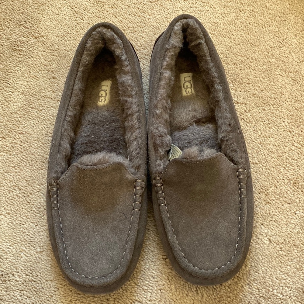 Brown Ugg Slippers. Brand new without tags